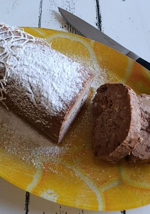 Foto di Salame al cioccolato con yogurt greco