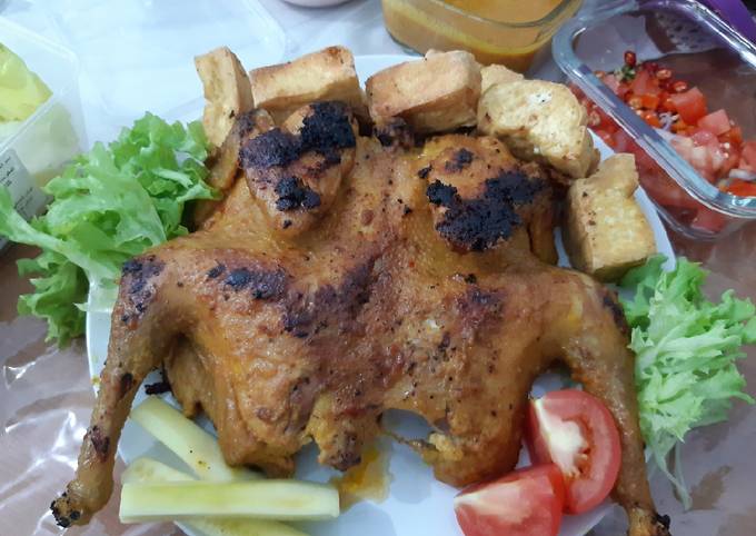 Resep Ayam Panggang Bumbu Rujak yang Enak