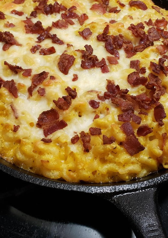 A picture of Butternut Squash Mac and Cheese with Bacon.