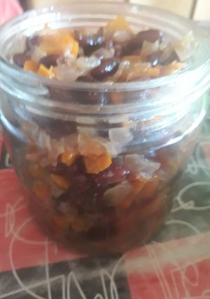 Una foto de Porotos colorados en escabeche