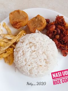 Foto resep Nasi Uduk Rice Cooker