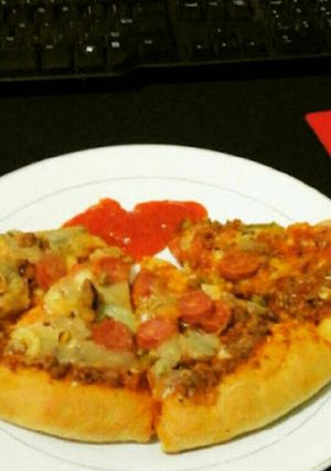 Foto resep Pizza Simple dan Lezatos