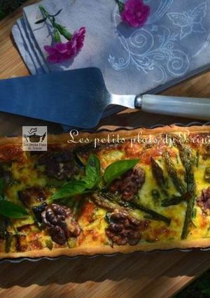Une photo de Tarte aux courgettes, asperges et noix