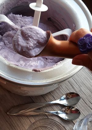 Une photo de ☆Glace au Yaourt & Violette☆