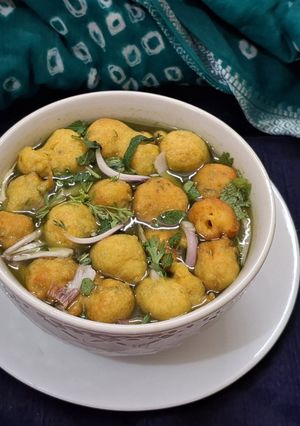 A picture of Pudina Pani Phulki.