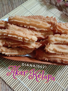 Foto resep Akar Kelapa Gurih Manis Renyah
