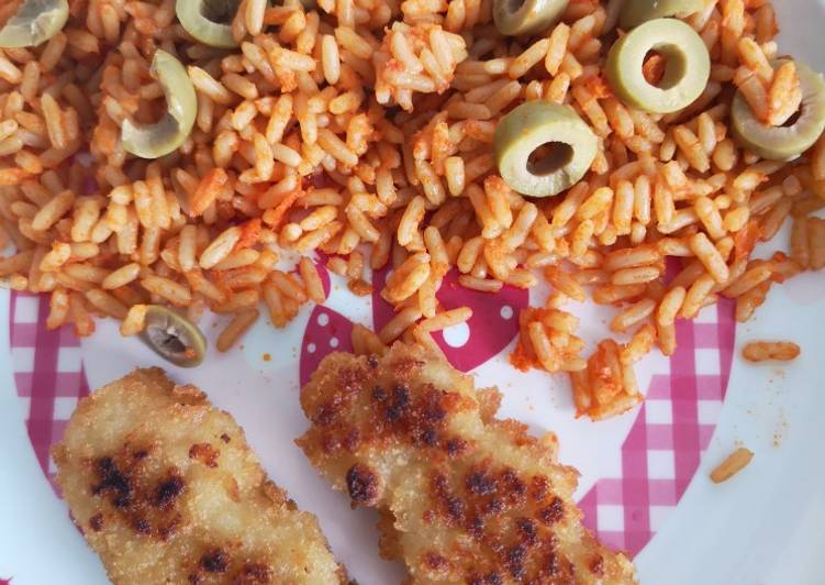 Comment Servir Riz tomate olive et poulet pané