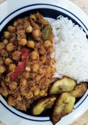 Una foto de Cocido de garbanzos