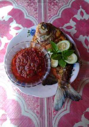 Foto resep Ikan bawal goreng sambel trasi