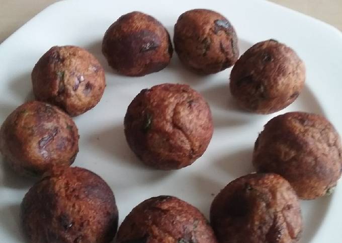 Step-by-Step Guide to Make Quick Raw Banana Pakoda