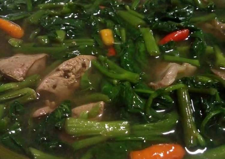 Tumis kangkung berkuah