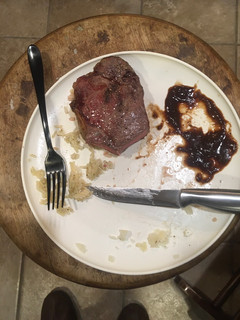 A picture of Broiled steak.
