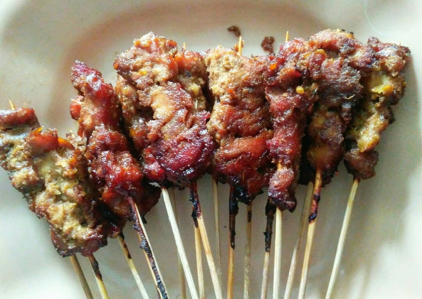 Sate ayam manis rasa non halal