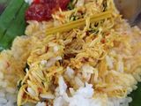 Nasi bakar ayam suwir kemangi
