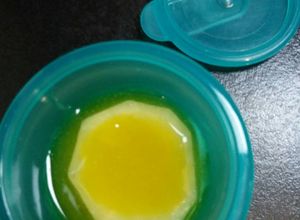 Mézes fekete retek szirup recept fotója