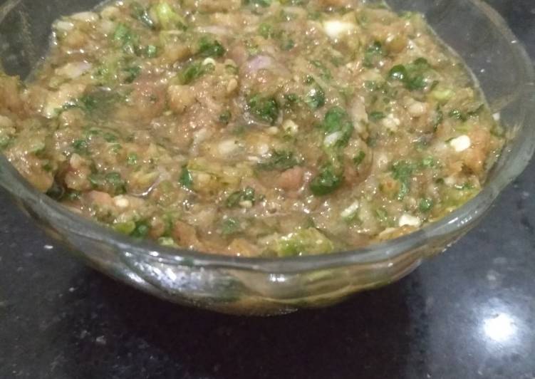 Dhaniye ki chutney Dhaniye ki chutney