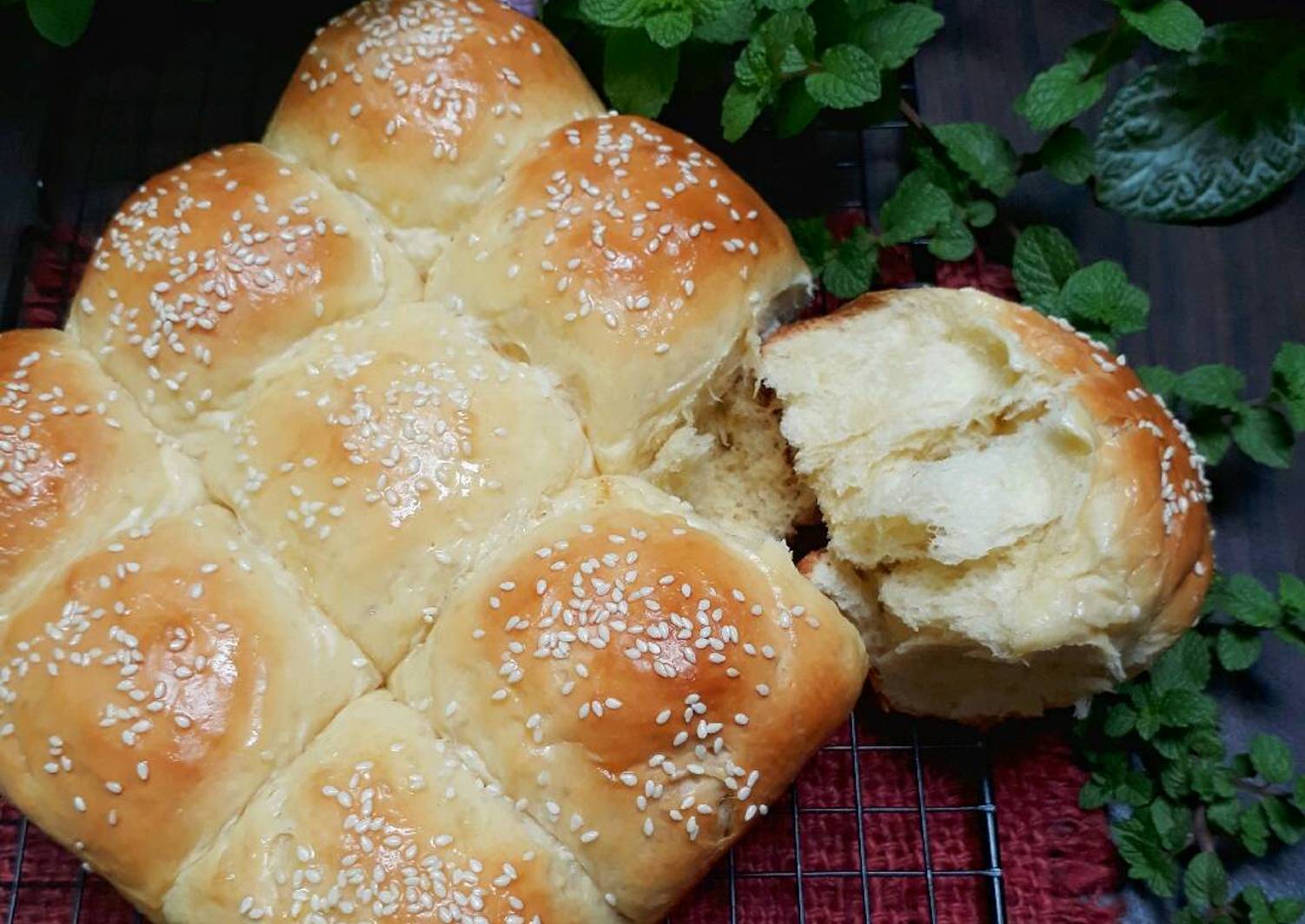 Resep Roti Sobek Eggless 5 Bahan Utama aja oleh Erni