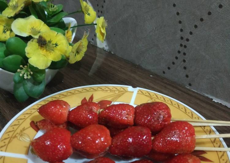 Cara Membuat Tanghulu Permen Strawberry Korea Yang Gurih