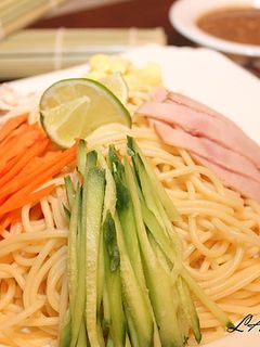 台義混搭風-夏日涼麵 的食譜成品照片