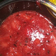 A picture of Strawberry chutney.