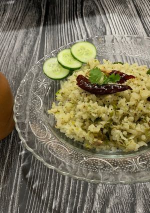 A picture of Poha Avalakki and Dam Tea.