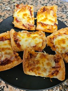 Una foto de Pan con sobrasada en freidora de aire