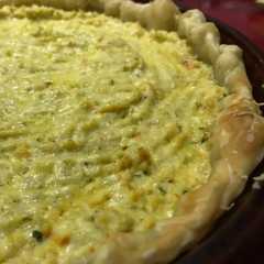 Una foto de Quiche de pollo y verduras