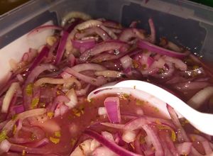 Una foto de Cebolla Desflemada para Mole o Pibil
