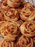 Rolls salados de muzzarella y aceitunas