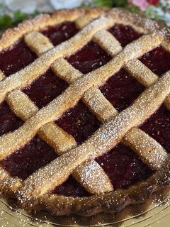 Foto di Crostata con marmellata di fragole 🍓
