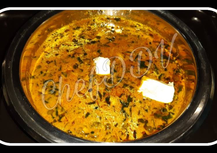 Step-by-Step Guide to Prepare Super Quick Homemade Methi Matar Malai