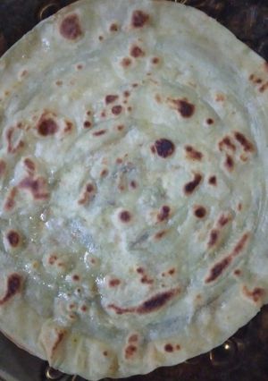 A picture of #flourrecipe crepes.