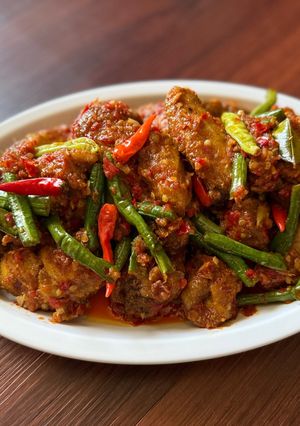 Foto resep Ayam khamped (thai food)