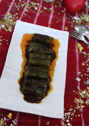 भरवां तोरई (Bharva turai recipe in Hindi) रेसिपी मुख्य फोटो
