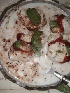 दही बड़े(dahi bade recipe in hindi) रेसिपी मुख्य फोटो
