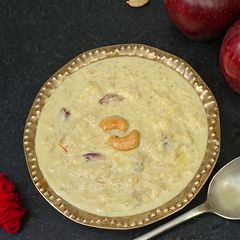 Apple Kheer 🍎 (Healthy Sweet Dessert) A picture of Apple Kheer 🍎 (Healthy Sweet Dessert).
