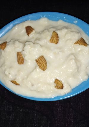 लच्छेदार रबड़ी (lachedar rabri recipe in Hindi) रेसिपी मुख्य फोटो