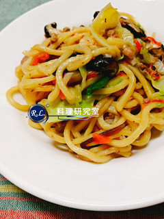【家常菜】家常炒麵(15分鐘上菜) 的食譜成品照片