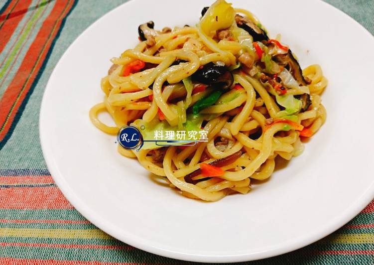 【家常菜】家常炒麵(15分鐘上菜)
