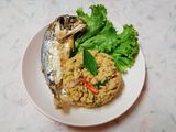 ข้าวผัดแกงเขียวหวานปลาทู (คลีน)
