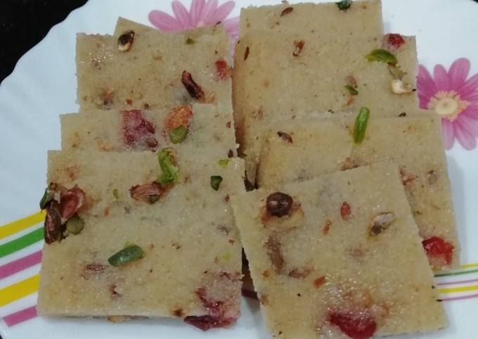 Suji ki Burfi