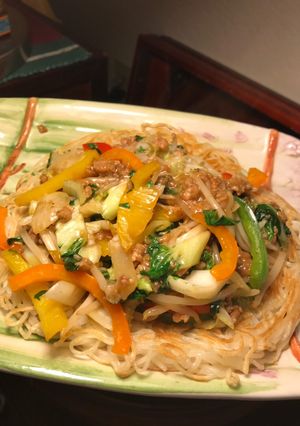 A picture of Chow Mein.