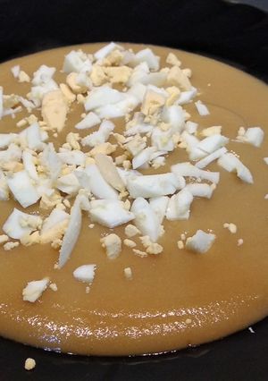 Una foto de Crema de verduras con huevo