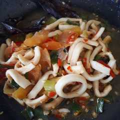 รูปของ Cumi Pedas byTia