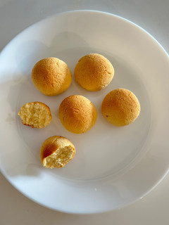 A picture of Gluten free coconut cookies.