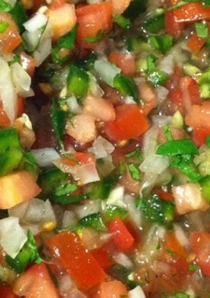 A picture of Salsa Bandera.