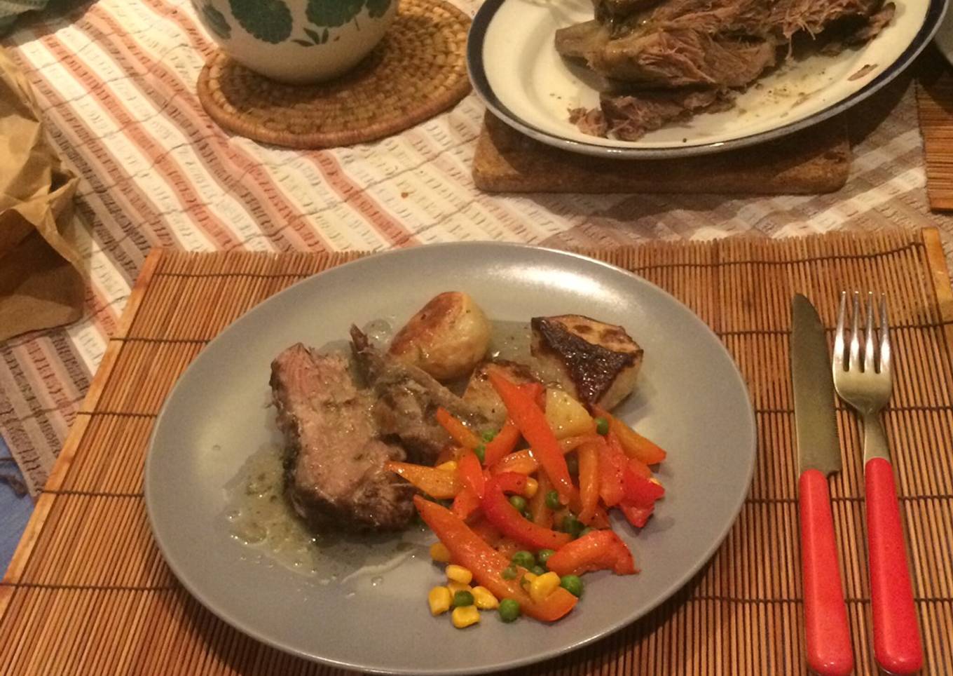 Pot roast shoulder lamb