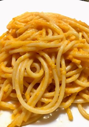 Una foto de Spaghetti rojo