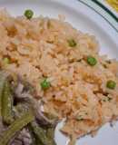 Arroz rojo con chícharos