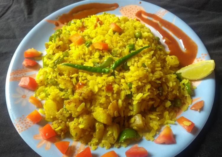 How to Prepare Quick Vegetables Poha